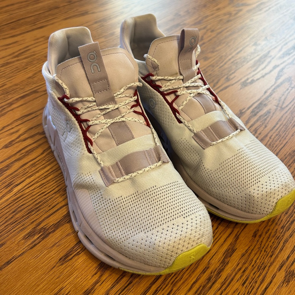 Women’s On Cloud Nova Shoes Size 9 Used - Picture 3 of 7